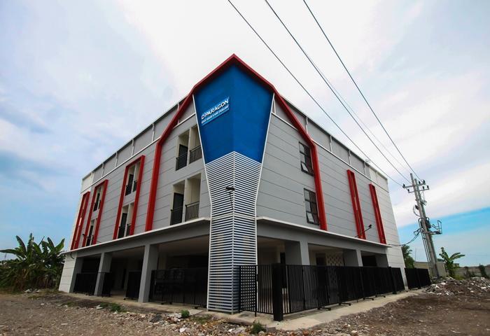 D'Paragon Kalijudan Сурабая Екстериор снимка